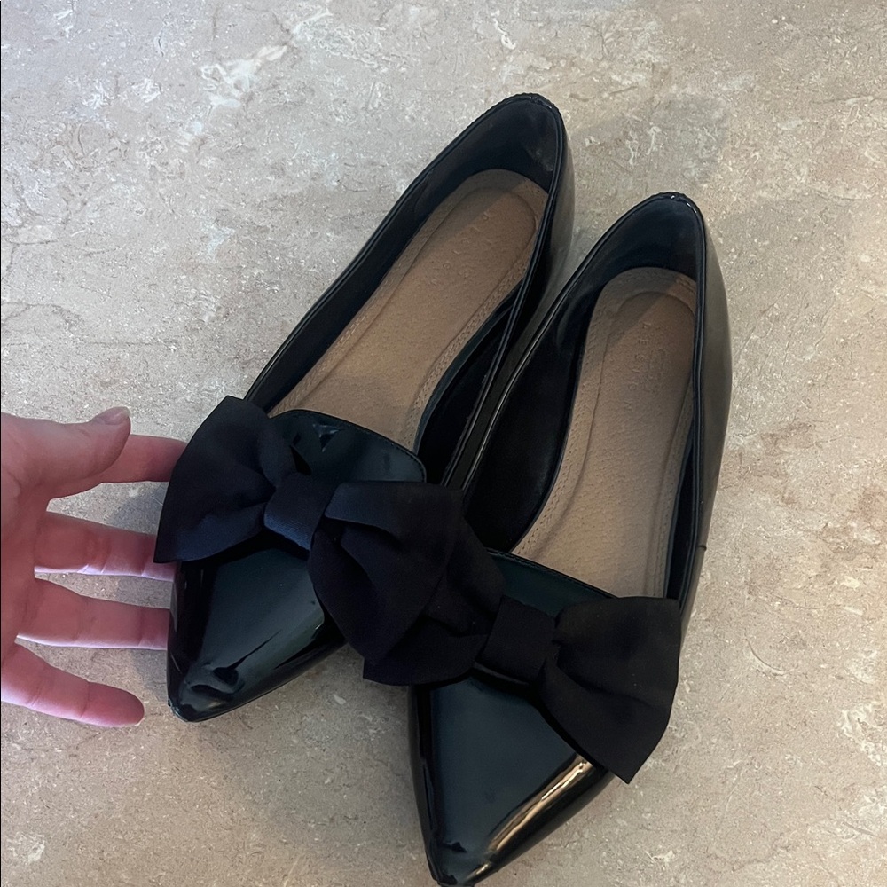 Chic Black Bow Loafers - Picture 12 of 13